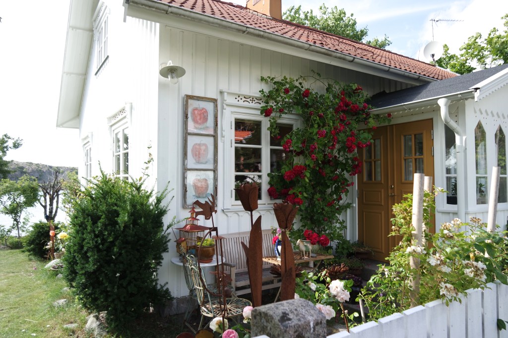 Trails that lead to quiet&nbsp;beaches