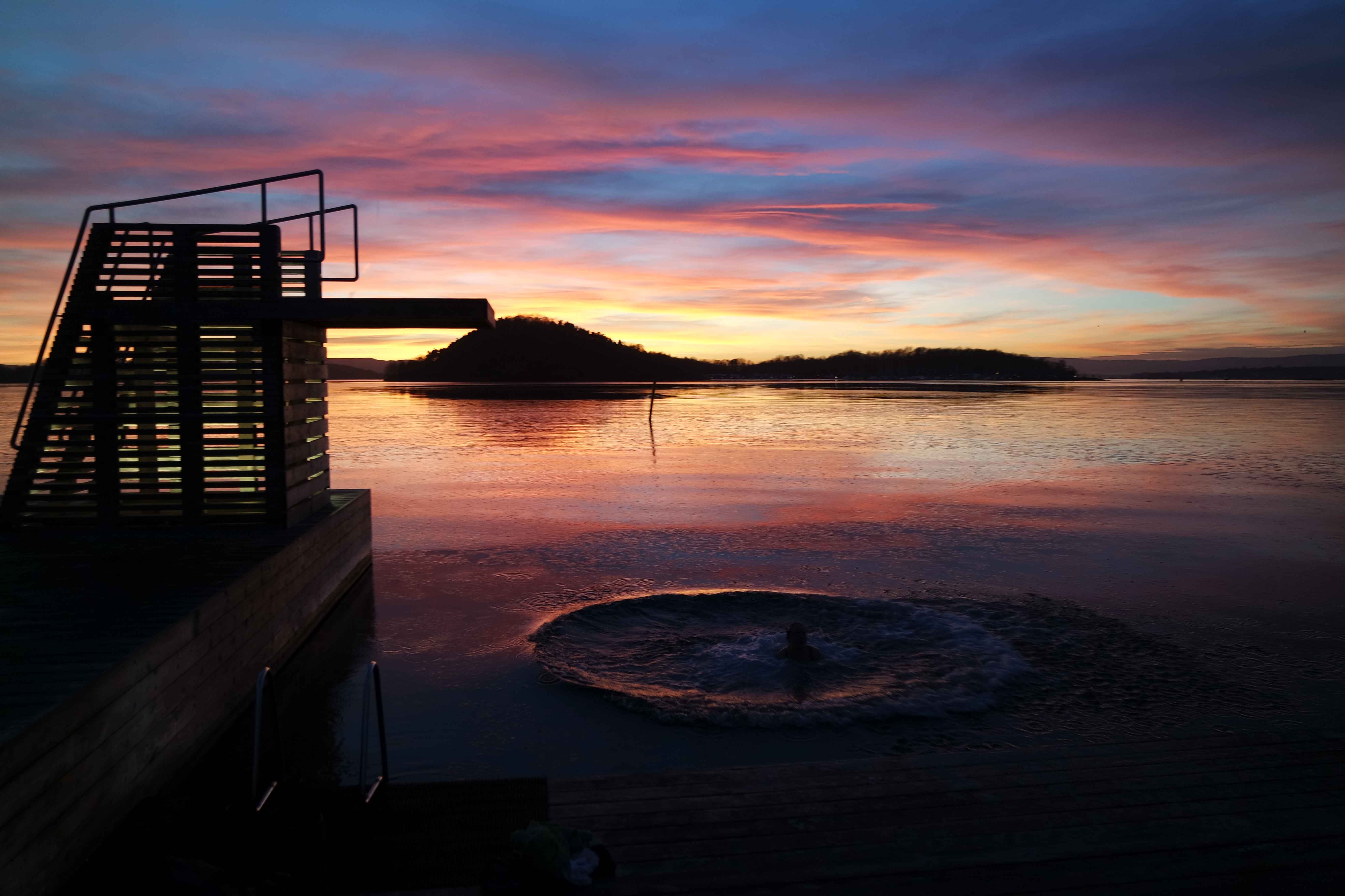 SAMSUNG CAMERA PICTURES